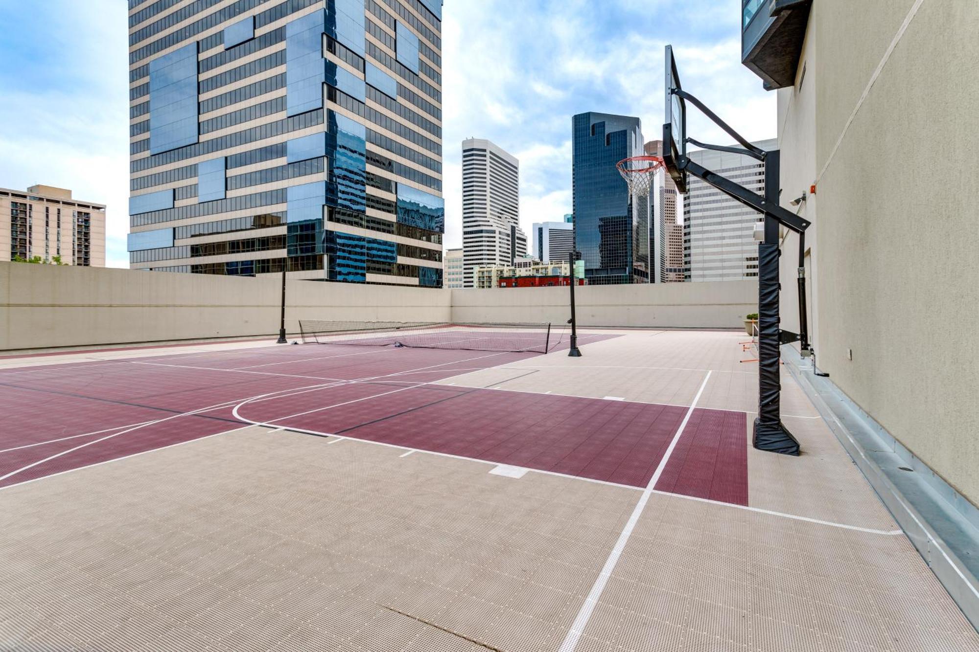 Apartment Downtown In The Center Of The City! Denver